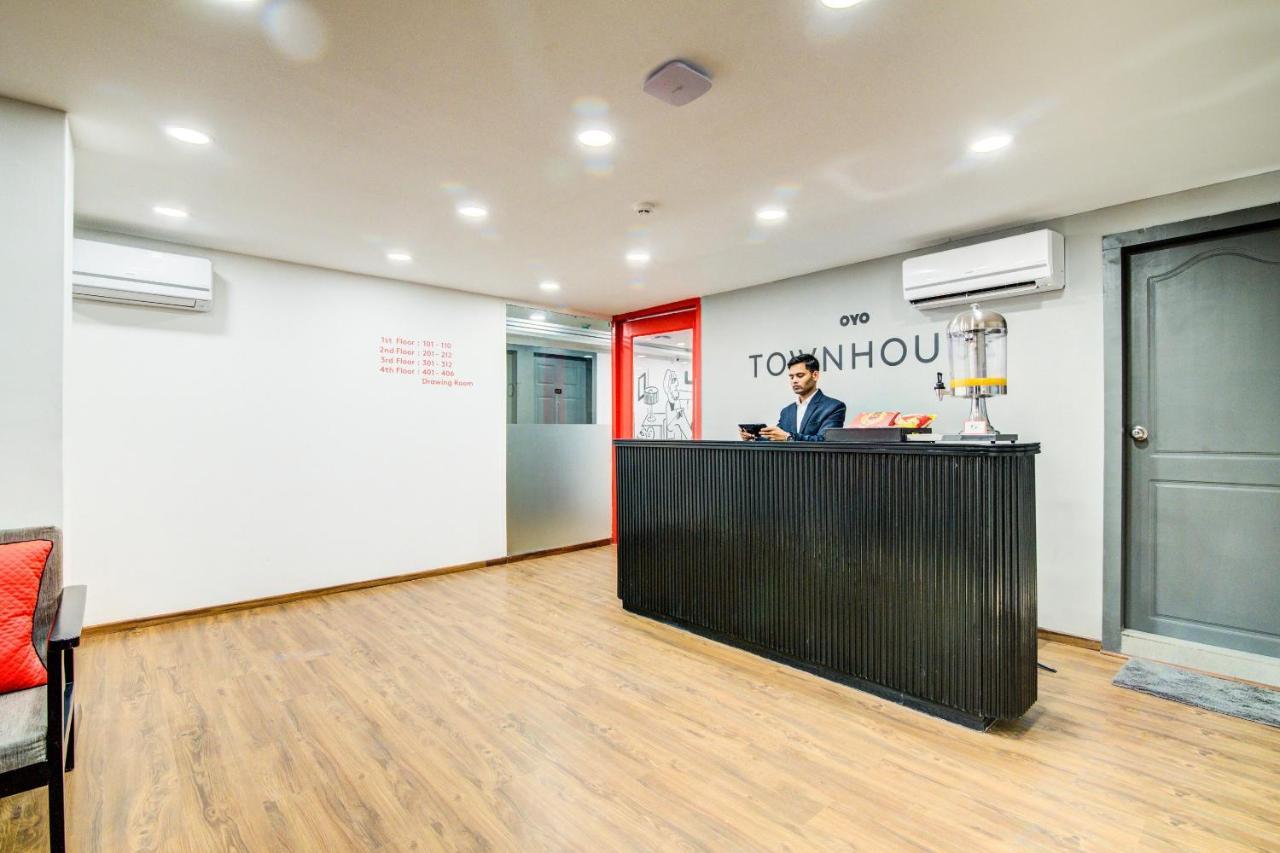 Oyo Townhouse 104 Koramangala Maharaja Signal Otel Bangalore Dış mekan fotoğraf