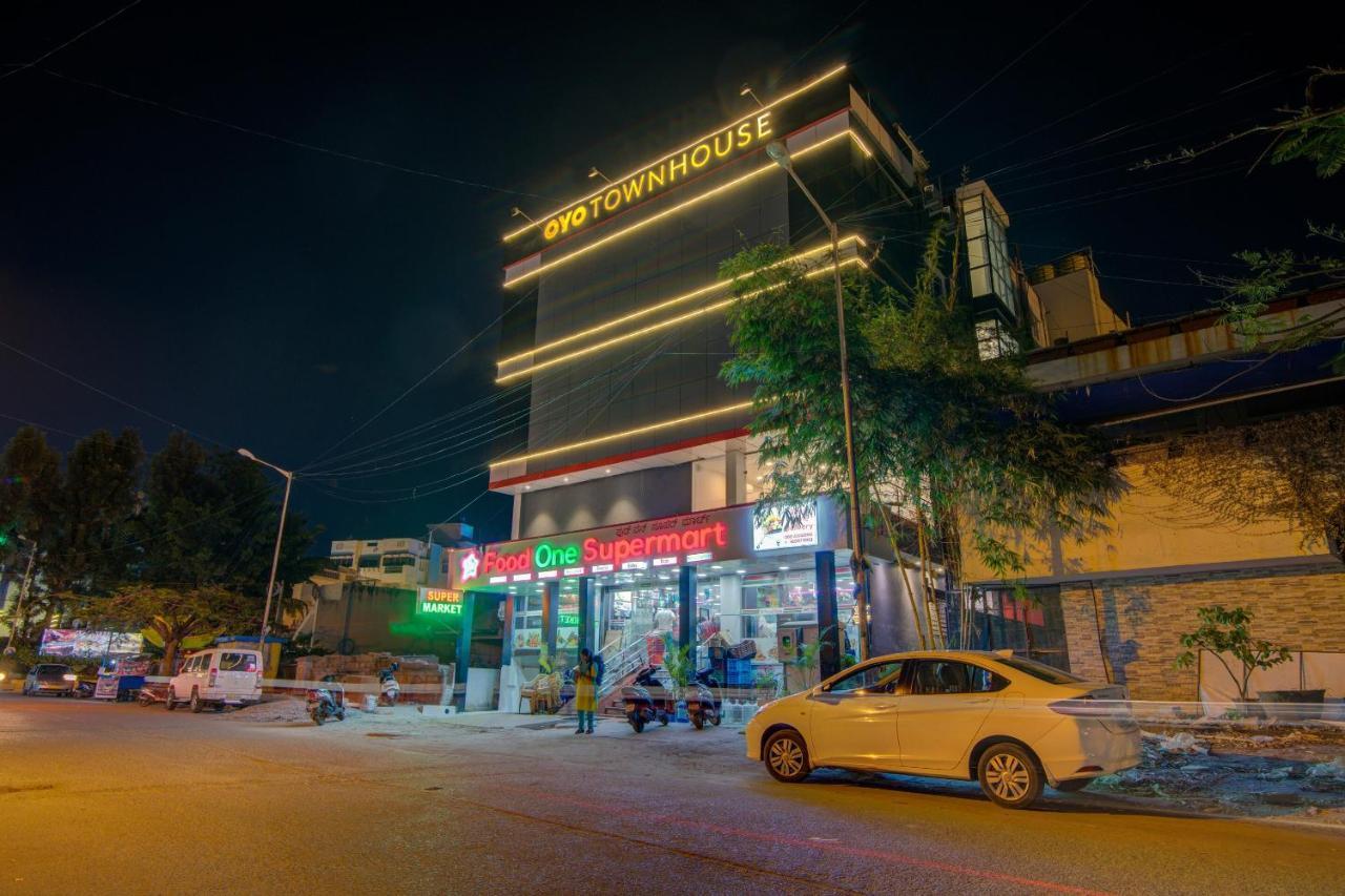 Oyo Townhouse 104 Koramangala Maharaja Signal Otel Bangalore Dış mekan fotoğraf